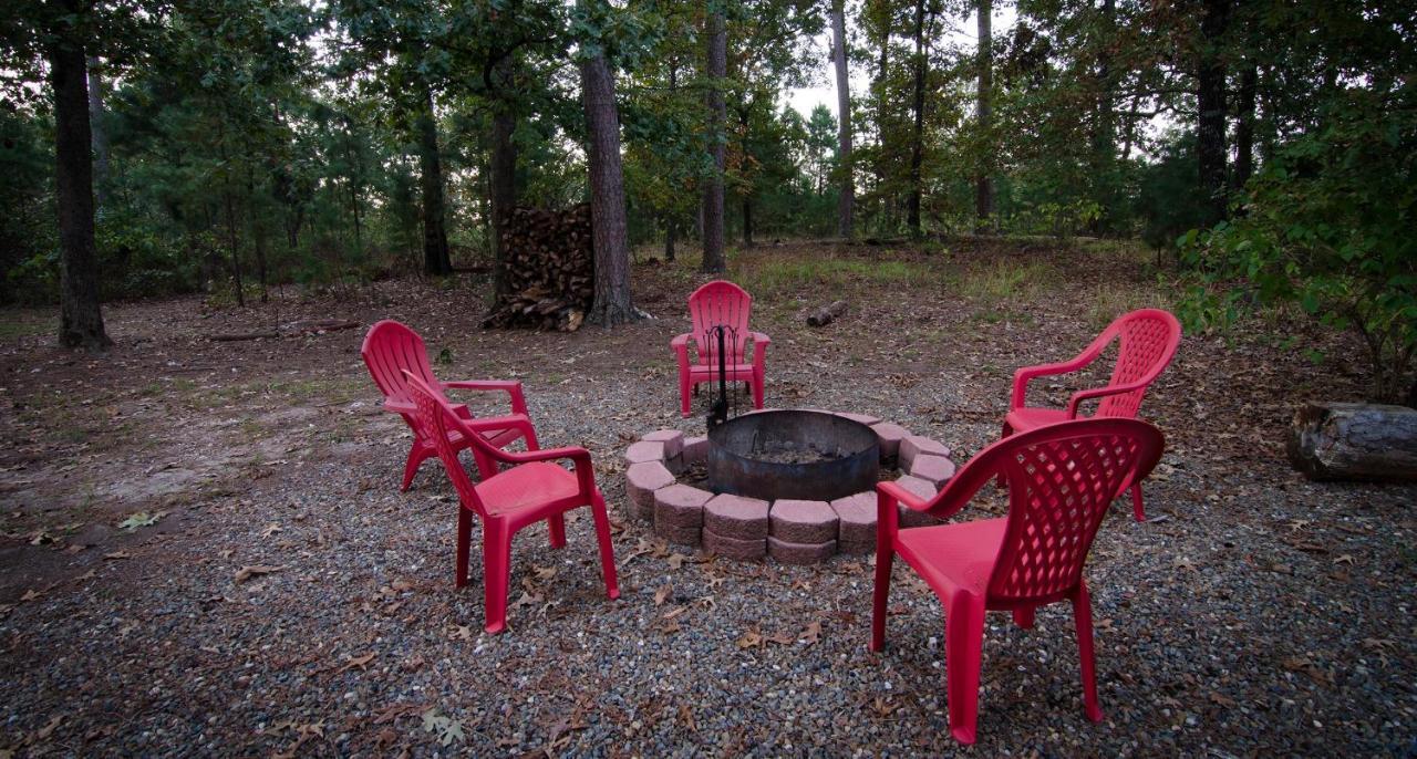 Villa Shine On Harvest Moon W Bbq Broken Bow Exterior foto